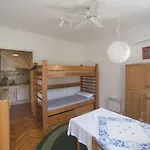 With Parking Space Trpanj, Peljesac - 10046 تربانج