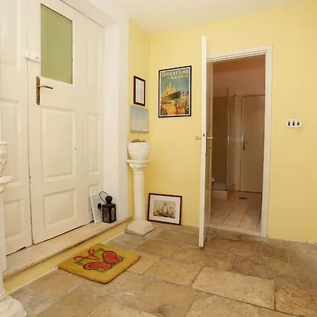 With Parking Space Trpanj, Peljesac - 10046 Appartement